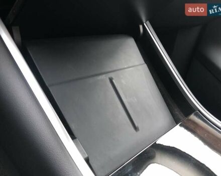 Красный Тесла Model Y, объемом двигателя 0 л и пробегом 35 тыс. км за 24000 $, фото 39 на Automoto.ua