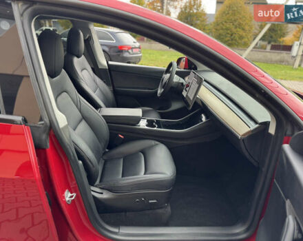 Червоний Тесла Model Y, об'ємом двигуна 0 л та пробігом 117 тис. км за 19500 $, фото 26 на Automoto.ua
