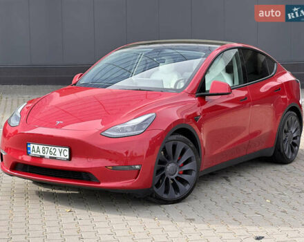 Тесла Model Y 2021 в Киеве на Automoto.ua Красный Тесла Model Y, объемом двигателя 0 л и пробегом 83 тыс. км за 24900 $, фото 3 на Automoto.ua