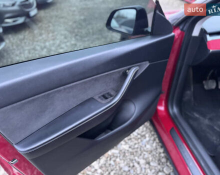 Красный Тесла Model Y, объемом двигателя 0 л и пробегом 85 тыс. км за 23500 $, фото 19 на Automoto.ua