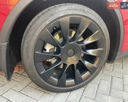 Красный Тесла Model Y, объемом двигателя 0 л и пробегом 86 тыс. км за 27500 $, фото 40 на Automoto.ua