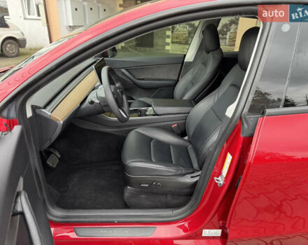 Червоний Тесла Model Y, об'ємом двигуна 0 л та пробігом 117 тис. км за 19500 $, фото 19 на Automoto.ua