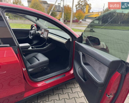 Червоний Тесла Model Y, об'ємом двигуна 0 л та пробігом 117 тис. км за 19500 $, фото 25 на Automoto.ua