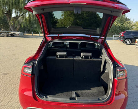 Красный Тесла Model Y, объемом двигателя 0 л и пробегом 121 тыс. км за 23000 $, фото 15 на Automoto.ua
