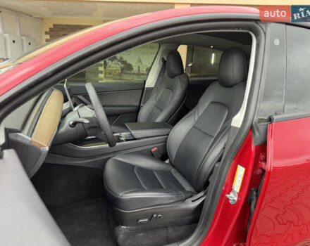 Червоний Тесла Model Y, об'ємом двигуна 0 л та пробігом 117 тис. км за 19500 $, фото 20 на Automoto.ua