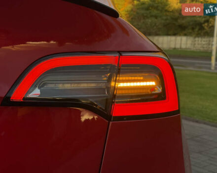 Красный Тесла Model Y, объемом двигателя 0 л и пробегом 60 тыс. км за 25000 $, фото 9 на Automoto.ua