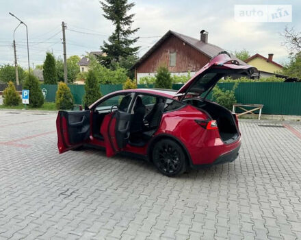 Красный Тесла Model Y, объемом двигателя 0 л и пробегом 38 тыс. км за 28999 $, фото 10 на Automoto.ua