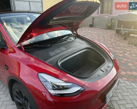 Красный Тесла Model Y, объемом двигателя 0 л и пробегом 86 тыс. км за 27500 $, фото 25 на Automoto.ua