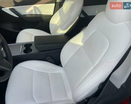 Красный Тесла Model Y, объемом двигателя 0 л и пробегом 86 тыс. км за 27500 $, фото 44 на Automoto.ua