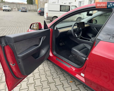 Червоний Тесла Model Y, об'ємом двигуна 0 л та пробігом 117 тис. км за 19500 $, фото 18 на Automoto.ua