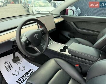 Красный Тесла Model Y, объемом двигателя 0 л и пробегом 125 тыс. км за 17500 $, фото 14 на Automoto.ua