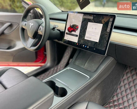 Красный Тесла Model Y, объемом двигателя 0 л и пробегом 78 тыс. км за 23999 $, фото 6 на Automoto.ua