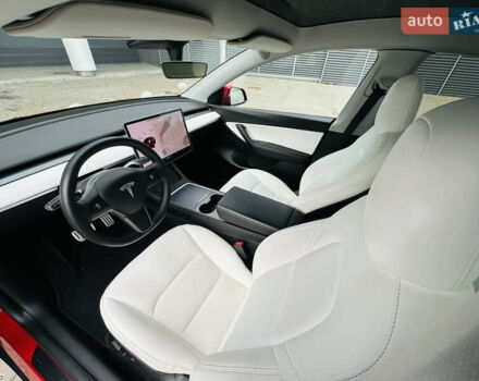 Тесла Model Y 2021 в Киеве на Automoto.ua Красный Тесла Model Y, объемом двигателя 0 л и пробегом 83 тыс. км за 24900 $, фото 19 на Automoto.ua