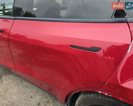 Тесла Model Y 2022 в Костополе на Automoto.ua Красный Тесла Model Y, объемом двигателя 0 л и пробегом 129 тыс. км за 17500 $, фото 17 на Automoto.ua