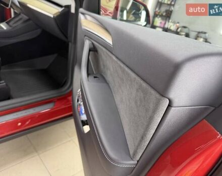 Красный Тесла Model Y, объемом двигателя 0 л и пробегом 37 тыс. км за 31999 $, фото 23 на Automoto.ua