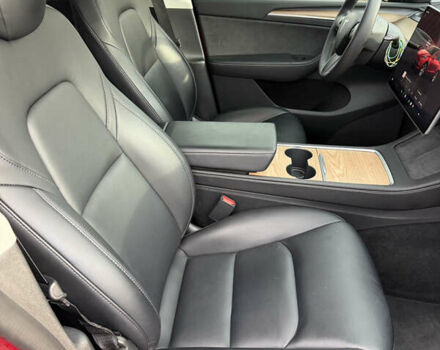 Червоний Тесла Model Y, об'ємом двигуна 0 л та пробігом 43 тис. км за 29500 $, фото 10 на Automoto.ua