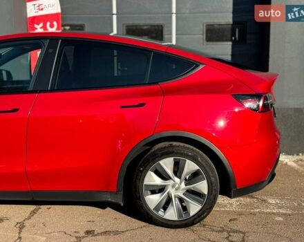 Красный Тесла Model Y, объемом двигателя 0 л и пробегом 55 тыс. км за 34999 $, фото 6 на Automoto.ua