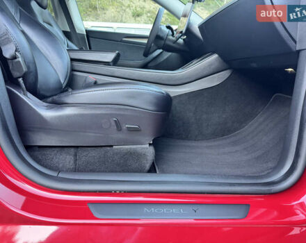 Красный Тесла Model Y, объемом двигателя 0 л и пробегом 40 тыс. км за 29999 $, фото 38 на Automoto.ua