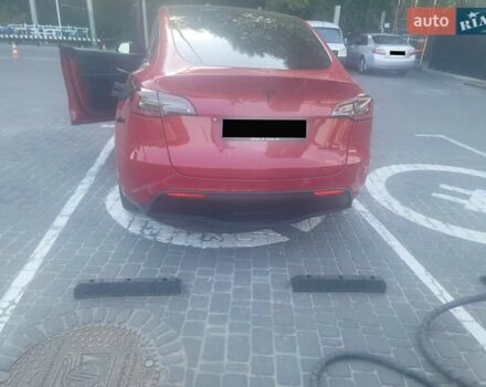 Тесла Model Y 2022 в Киеве на Automoto.ua Красный Тесла Model Y, объемом двигателя 0 л и пробегом 37 тыс. км за 26999 $, фото 4 на Automoto.ua