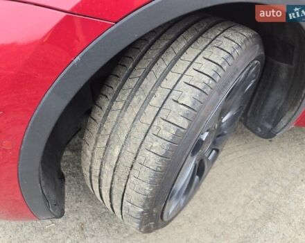 Тесла Model Y 2022 в Костополе на Automoto.ua Красный Тесла Model Y, объемом двигателя 0 л и пробегом 129 тыс. км за 17500 $, фото 10 на Automoto.ua