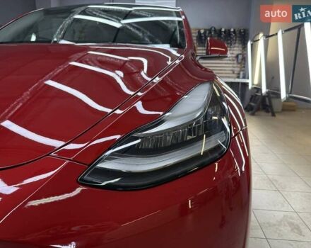 Красный Тесла Model Y, объемом двигателя 0 л и пробегом 37 тыс. км за 31999 $, фото 18 на Automoto.ua