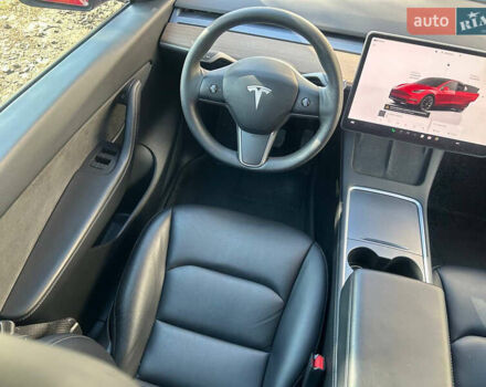 Красный Тесла Model Y, объемом двигателя 0 л и пробегом 44 тыс. км за 24400 $, фото 19 на Automoto.ua