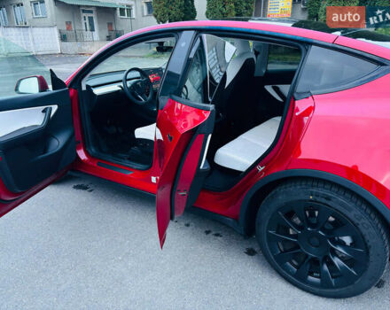 Красный Тесла Model Y, объемом двигателя 0 л и пробегом 78 тыс. км за 24000 $, фото 13 на Automoto.ua