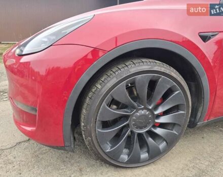 Тесла Model Y 2022 в Костополе на Automoto.ua Красный Тесла Model Y, объемом двигателя 0 л и пробегом 129 тыс. км за 17500 $, фото 8 на Automoto.ua