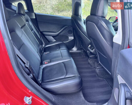 Красный Тесла Model Y, объемом двигателя 0 л и пробегом 40 тыс. км за 29999 $, фото 49 на Automoto.ua