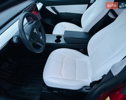 Красный Тесла Model Y, объемом двигателя 0 л и пробегом 78 тыс. км за 24000 $, фото 19 на Automoto.ua