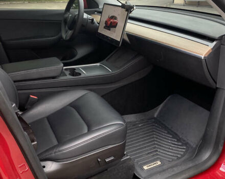 Красный Тесла Model Y, объемом двигателя 0 л и пробегом 69 тыс. км за 26000 $, фото 15 на Automoto.ua