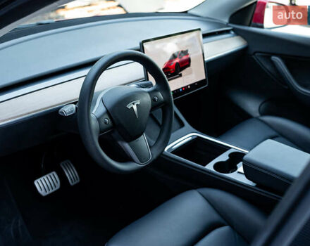 Красный Тесла Model Y, объемом двигателя 0 л и пробегом 6 тыс. км за 26900 $, фото 27 на Automoto.ua
