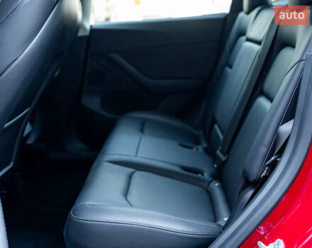 Красный Тесла Model Y, объемом двигателя 0 л и пробегом 6 тыс. км за 26900 $, фото 42 на Automoto.ua