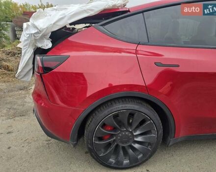 Тесла Model Y 2022 в Костополе на Automoto.ua Красный Тесла Model Y, объемом двигателя 0 л и пробегом 129 тыс. км за 17500 $, фото 27 на Automoto.ua