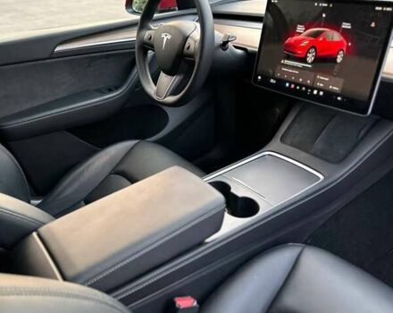 Красный Тесла Model Y, объемом двигателя 0 л и пробегом 32 тыс. км за 26900 $, фото 31 на Automoto.ua