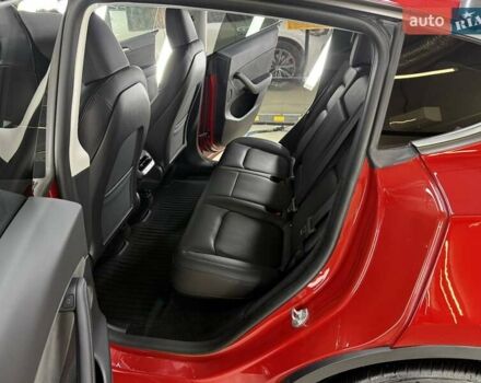 Красный Тесла Model Y, объемом двигателя 0 л и пробегом 37 тыс. км за 31999 $, фото 32 на Automoto.ua