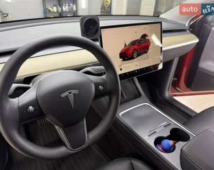 Красный Тесла Model Y, объемом двигателя 0 л и пробегом 37 тыс. км за 31999 $, фото 30 на Automoto.ua