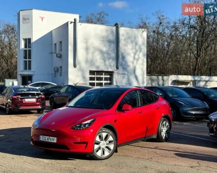 Красный Тесла Model Y, объемом двигателя 0 л и пробегом 55 тыс. км за 34999 $, фото 1 на Automoto.ua