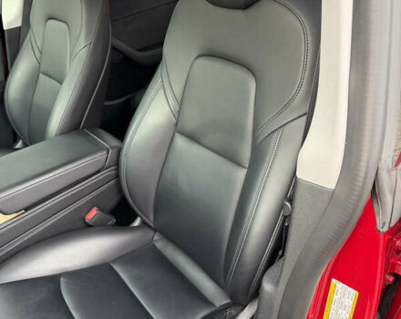 Червоний Тесла Model Y, об'ємом двигуна 0 л та пробігом 43 тис. км за 29500 $, фото 17 на Automoto.ua