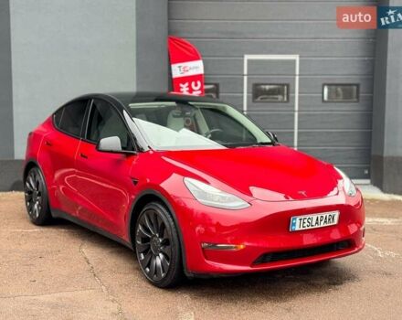 Червоний Тесла Model Y, об'ємом двигуна 0 л та пробігом 25 тис. км за 30999 $, фото 11 на Automoto.ua