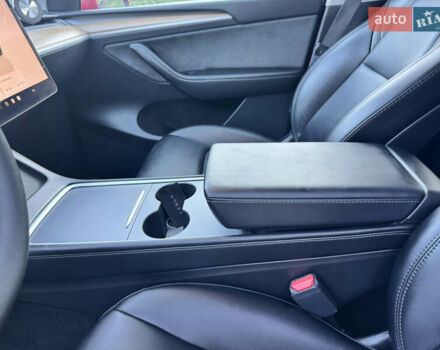 Красный Тесла Model Y, объемом двигателя 0 л и пробегом 40 тыс. км за 29999 $, фото 47 на Automoto.ua
