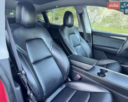 Красный Тесла Model Y, объемом двигателя 0 л и пробегом 40 тыс. км за 29999 $, фото 33 на Automoto.ua