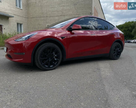 Красный Тесла Model Y, объемом двигателя 0 л и пробегом 69 тыс. км за 26000 $, фото 4 на Automoto.ua