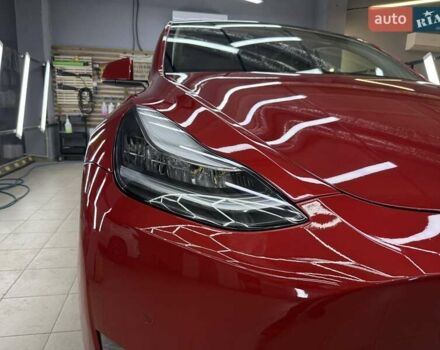 Красный Тесла Model Y, объемом двигателя 0 л и пробегом 37 тыс. км за 31999 $, фото 17 на Automoto.ua