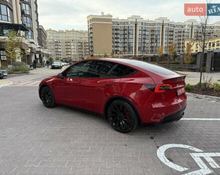 Красный Тесла Model Y, объемом двигателя 0 л и пробегом 41 тыс. км за 25400 $, фото 6 на Automoto.ua