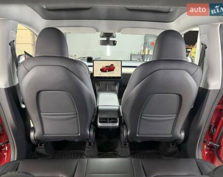 Красный Тесла Model Y, объемом двигателя 0 л и пробегом 37 тыс. км за 31999 $, фото 29 на Automoto.ua