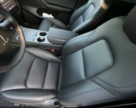 Тесла Model Y 2022 у Броварах на Automoto.ua Червоний Тесла Model Y, об'ємом двигуна 0 л та пробігом 65 тис. км за 32000 $, фото 15 на Automoto.ua