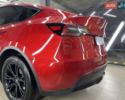 Красный Тесла Model Y, объемом двигателя 0 л и пробегом 37 тыс. км за 31999 $, фото 15 на Automoto.ua