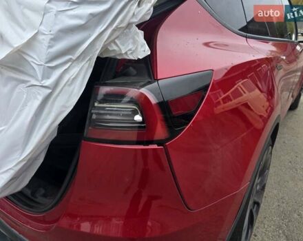 Тесла Model Y 2022 в Костополе на Automoto.ua Красный Тесла Model Y, объемом двигателя 0 л и пробегом 129 тыс. км за 17500 $, фото 23 на Automoto.ua