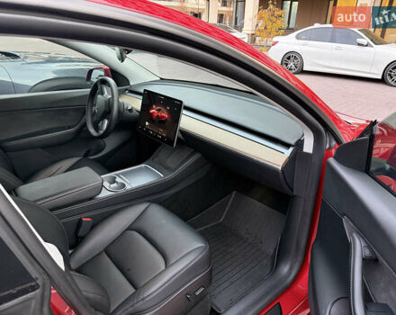 Красный Тесла Model Y, объемом двигателя 0 л и пробегом 41 тыс. км за 25400 $, фото 10 на Automoto.ua